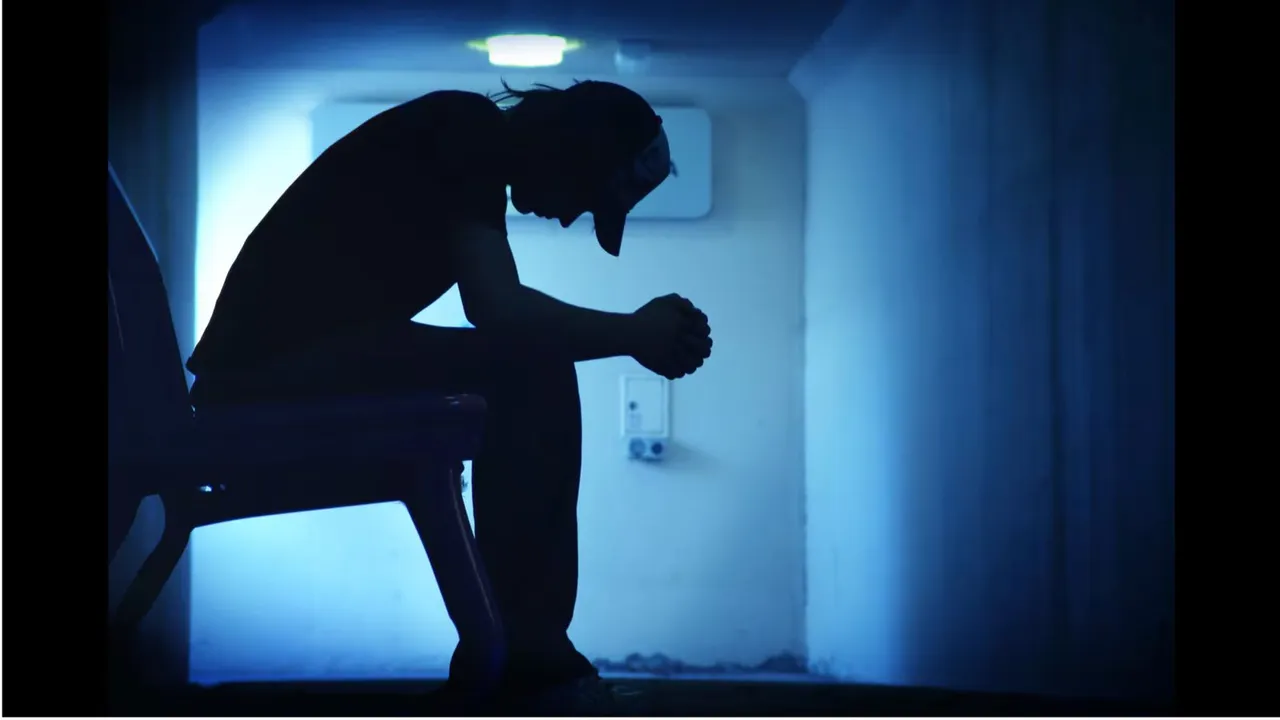 Man suicide Madhya Pradesh
