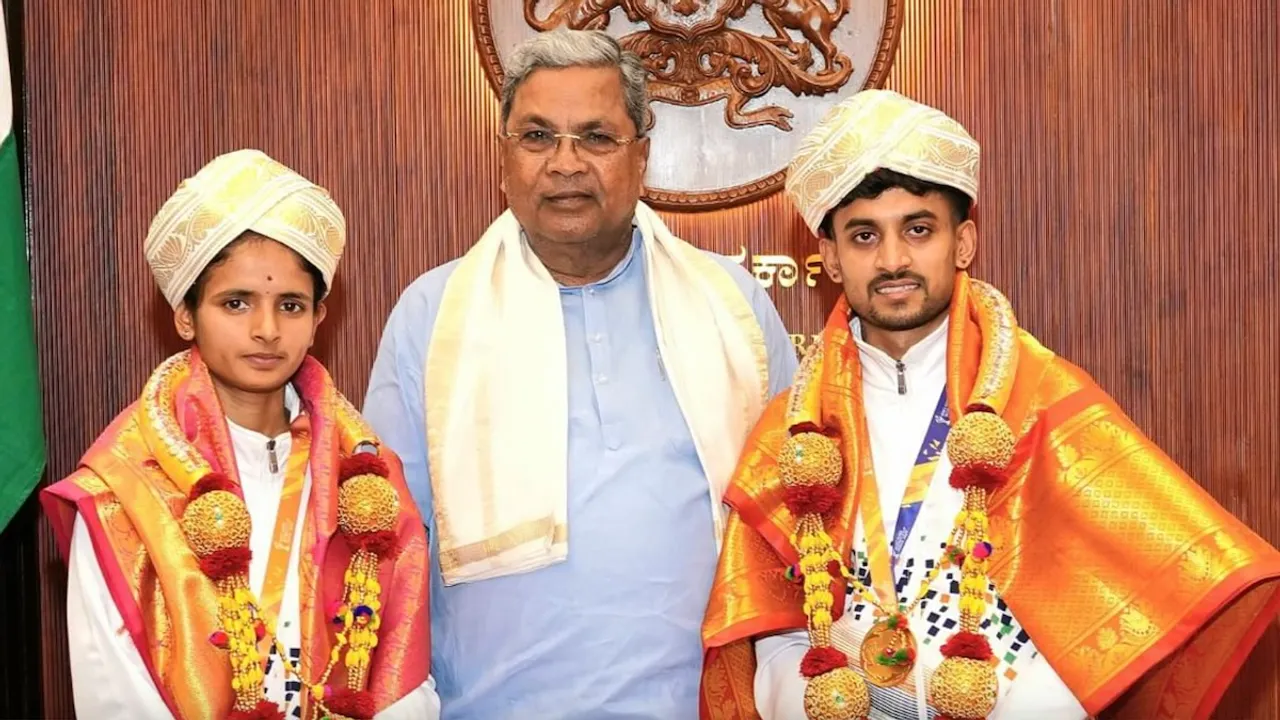 M K Gautham and Chaitra B with Siddaramaiah