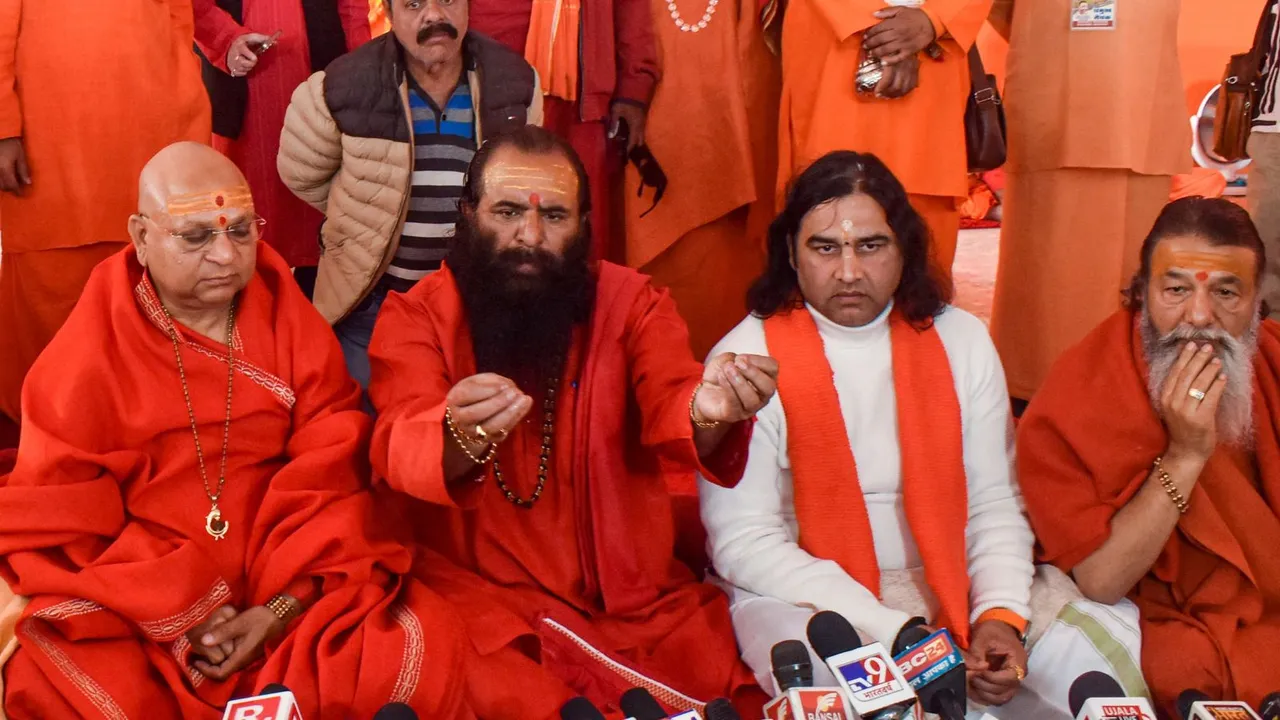 Maha Kumbh Mela 2025 Ravindra Puri Devkinandan Thakur
