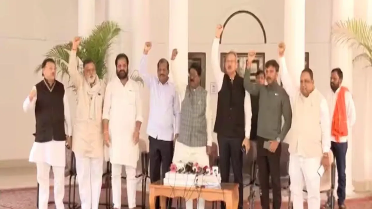 Shiv Sena UBT MP Press Conference