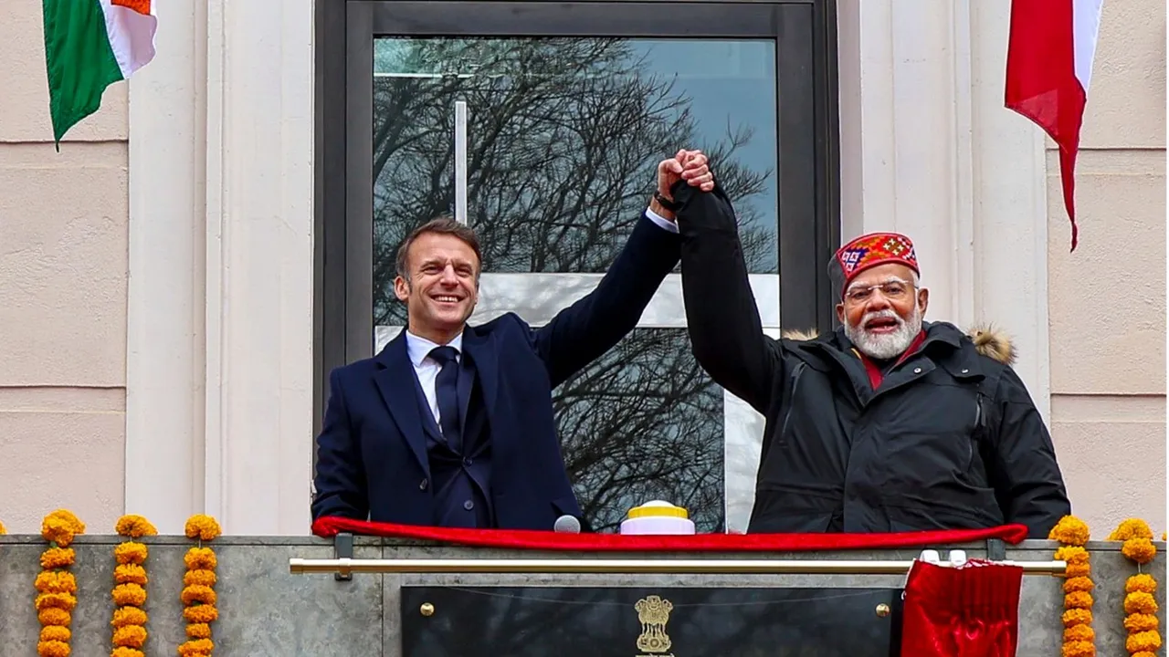Narendra modi with Emmanuel Macron