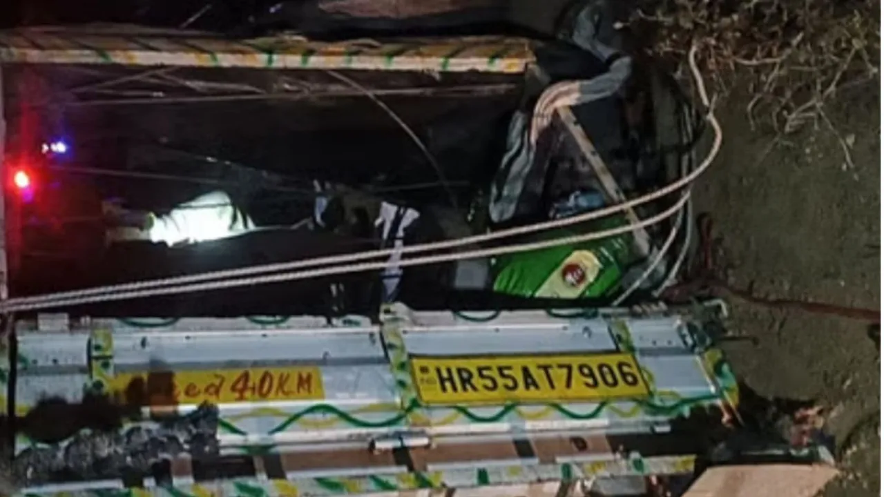 Shahjahanpur accident image
