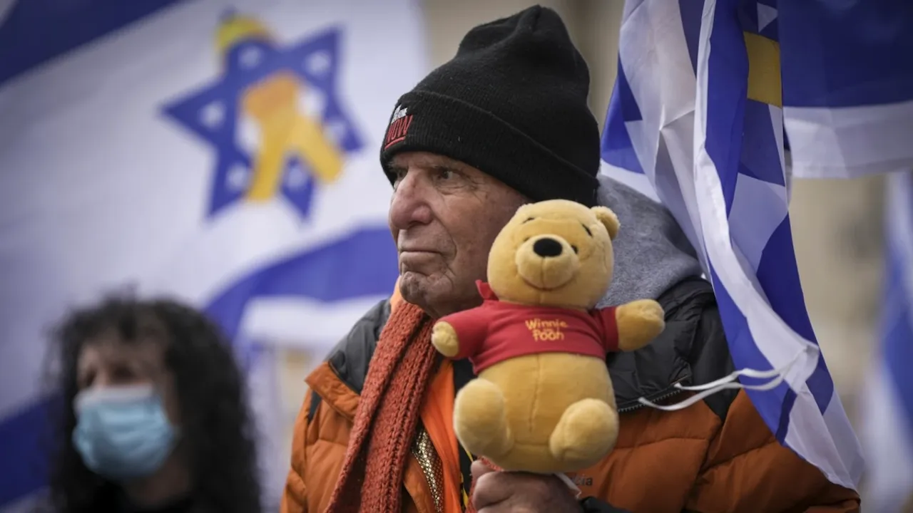 Israelis awaiting return of hostages