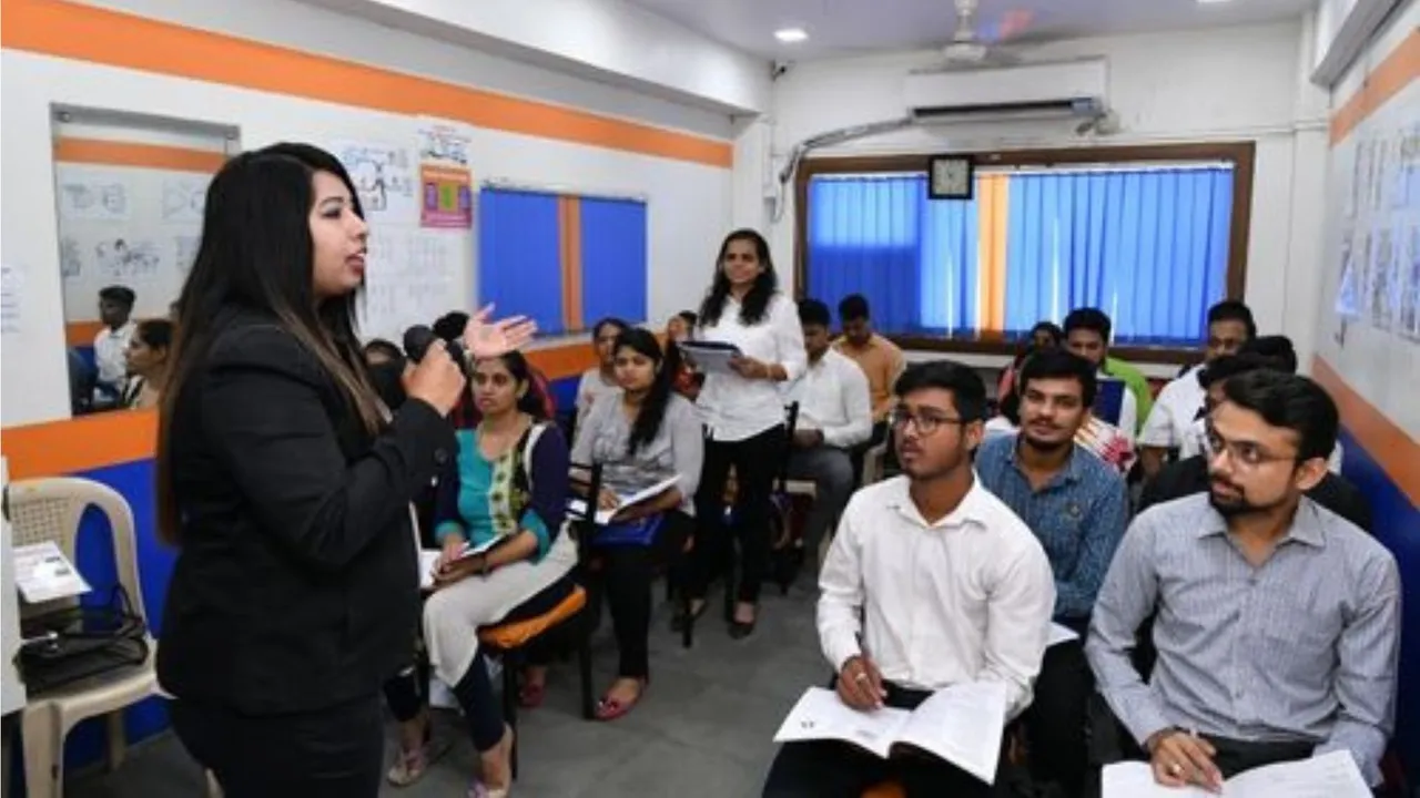 English learning in stitute image