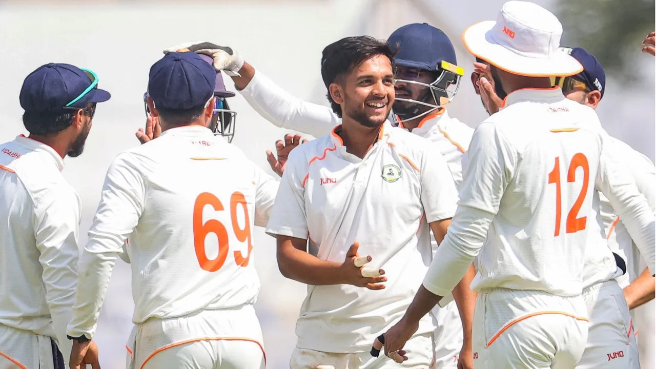 Kerala vs Vidarbha Harsh Dubey image