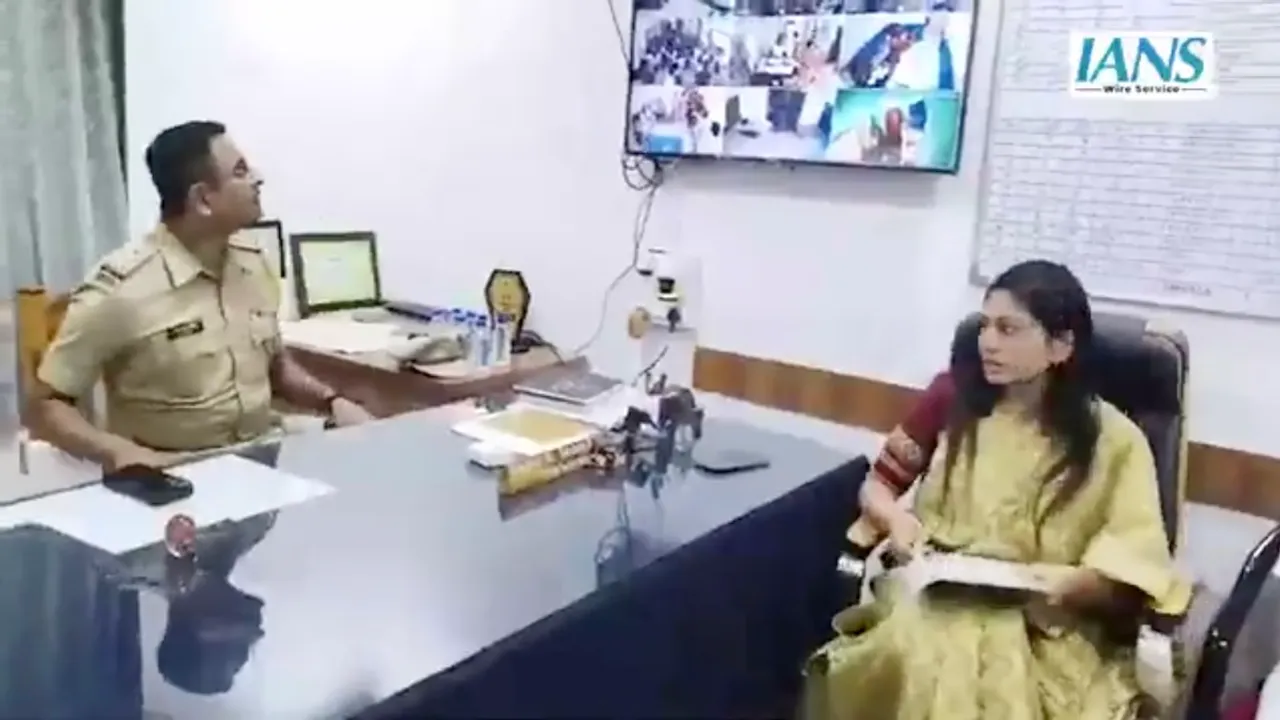 Raksha Khadse at Jalgaon police station to lodge a complaint against a group of men for molesting her daughter