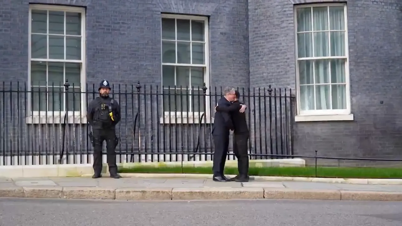 Starmer hugs Zelenskyy