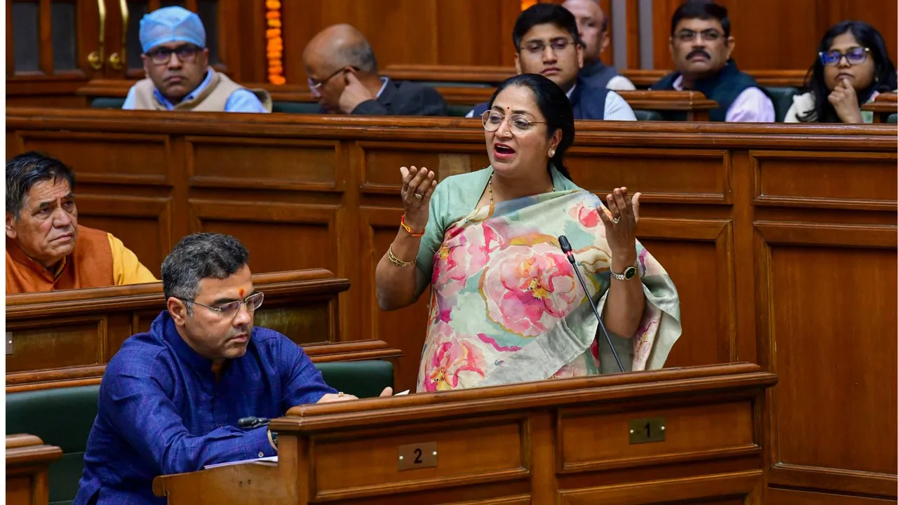 Delhi CM Rekha Gupta in Assembly image