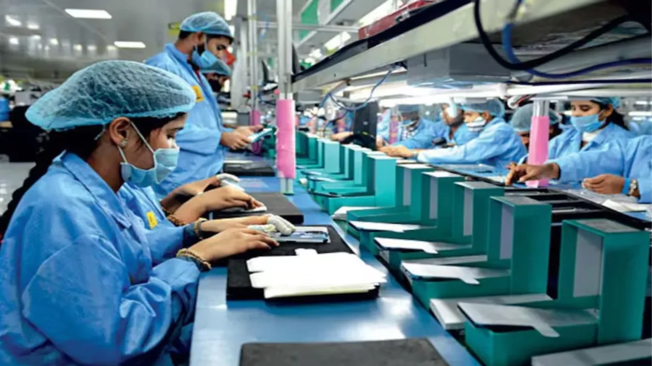 Women worker image