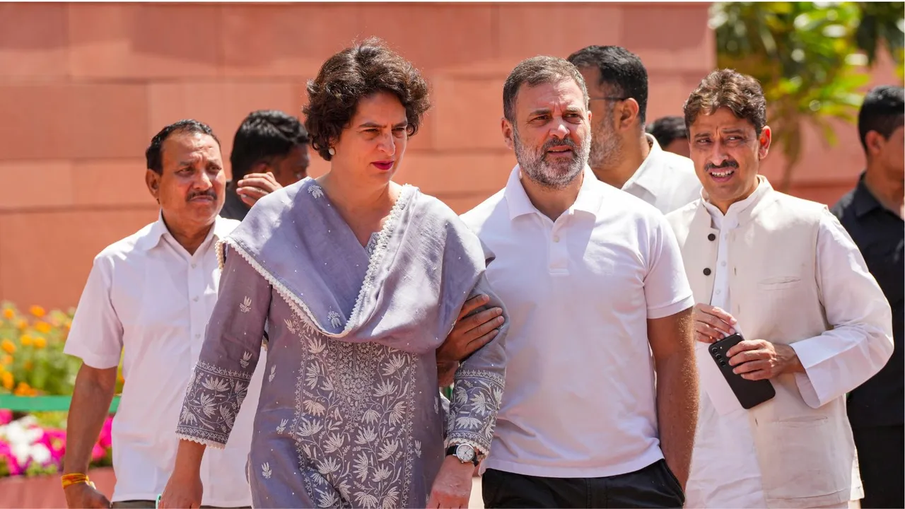 Rahul Gandhi with Priyanka Gandhi Vadra