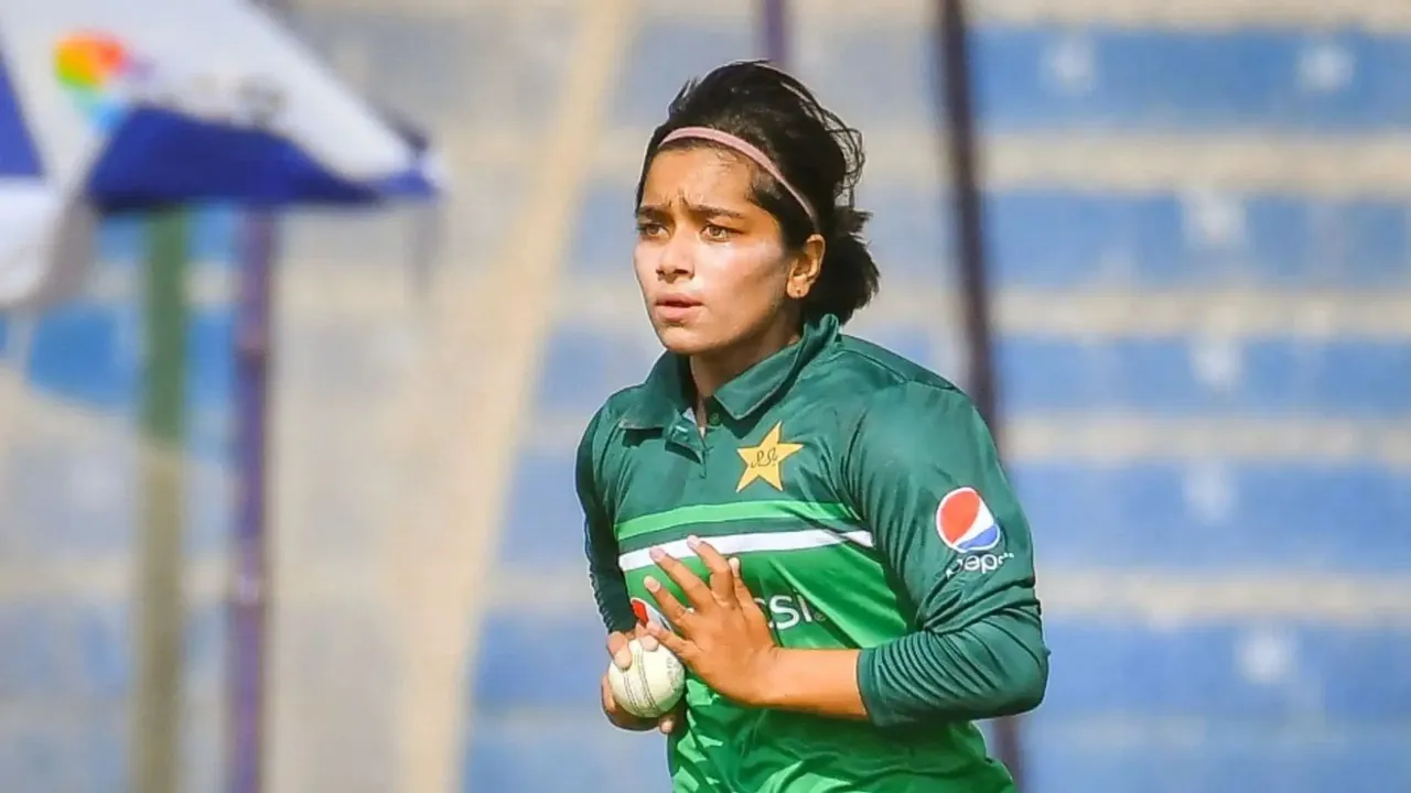Pakistan Women Cricket Team Captain Fatima Sana