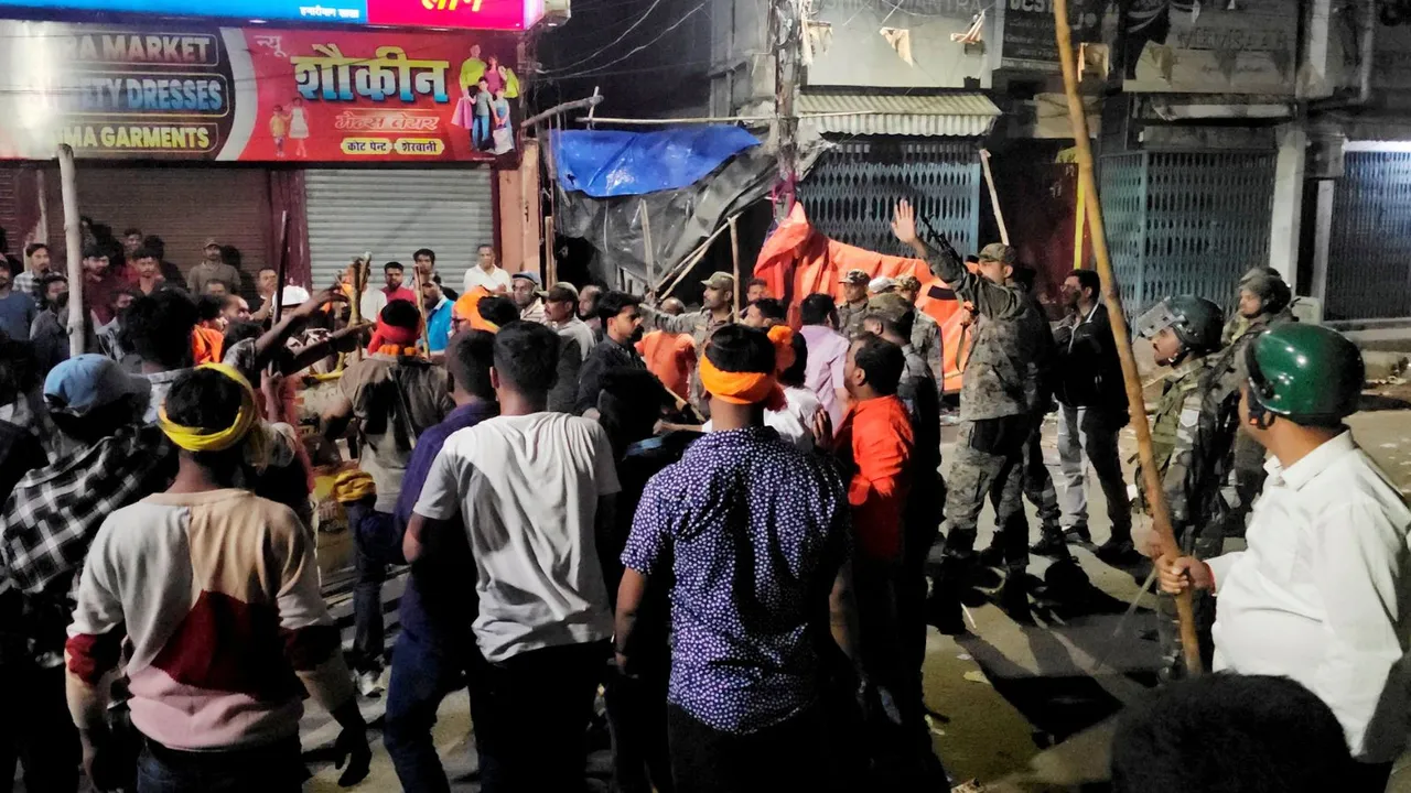 Hazaribag Stone Pelting