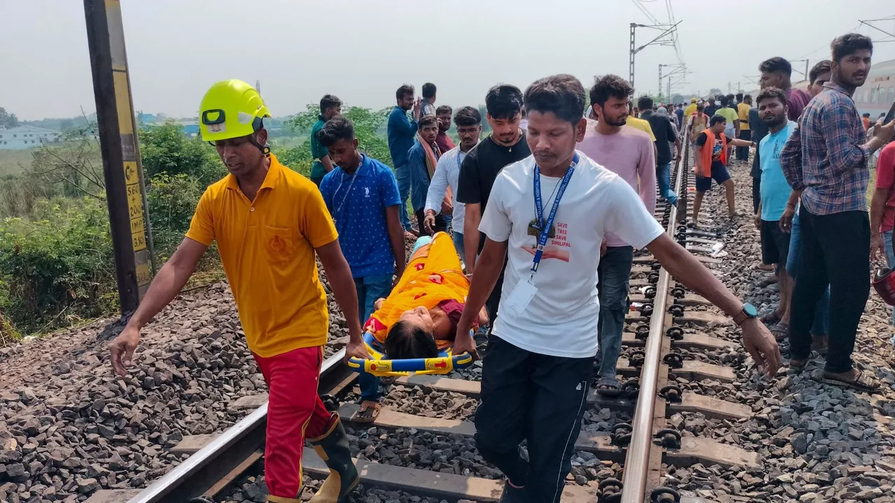 Train derail in Cuttack