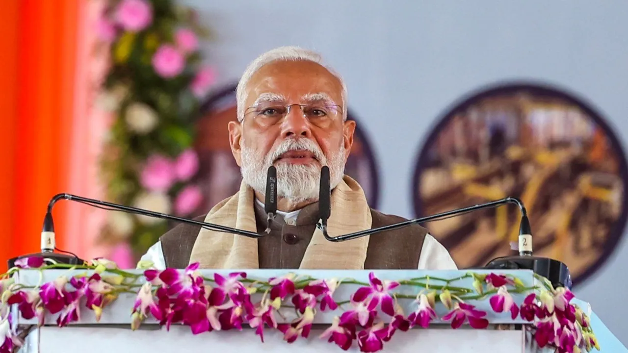 PM Narendra Modi addressing gathering in Chhattisgarh
