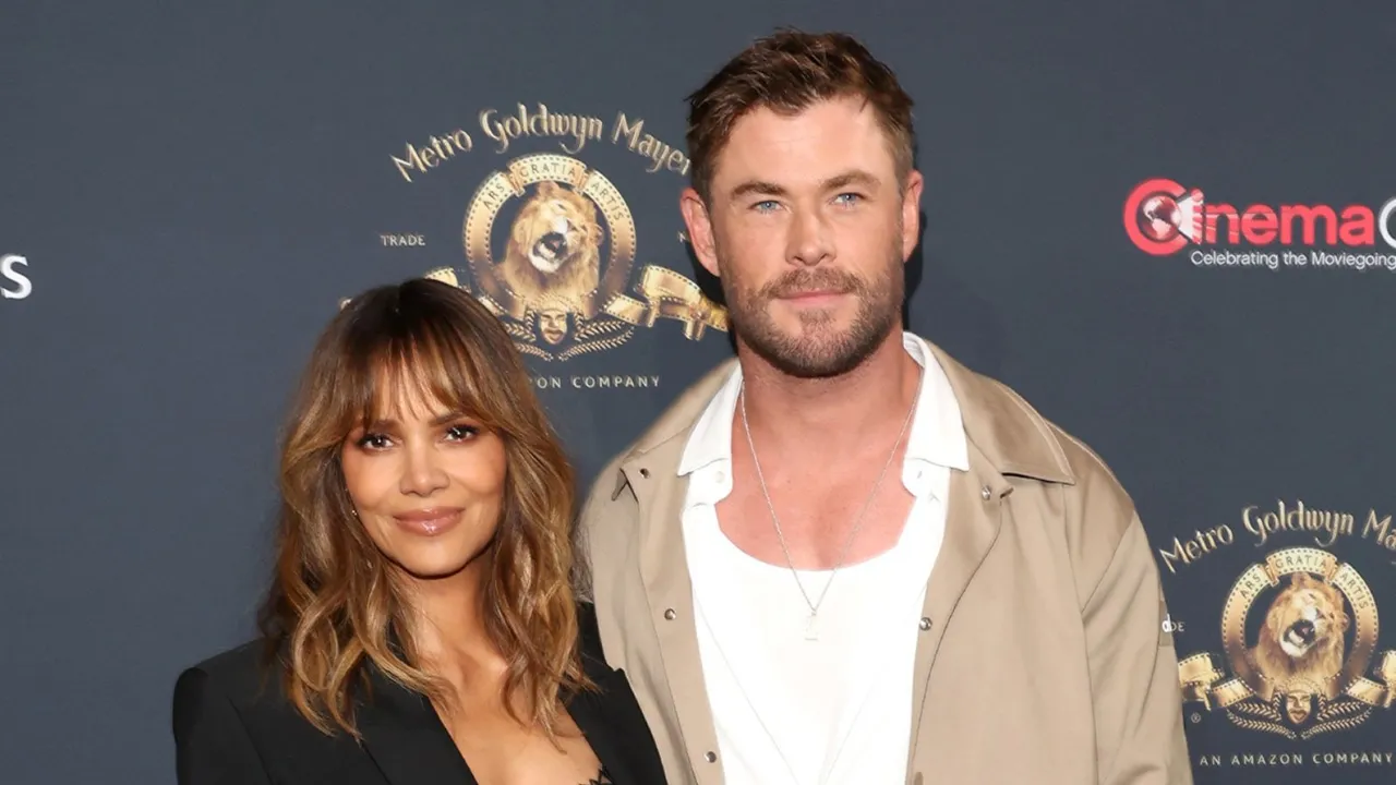 Halle Berry Chris Hemsworth
