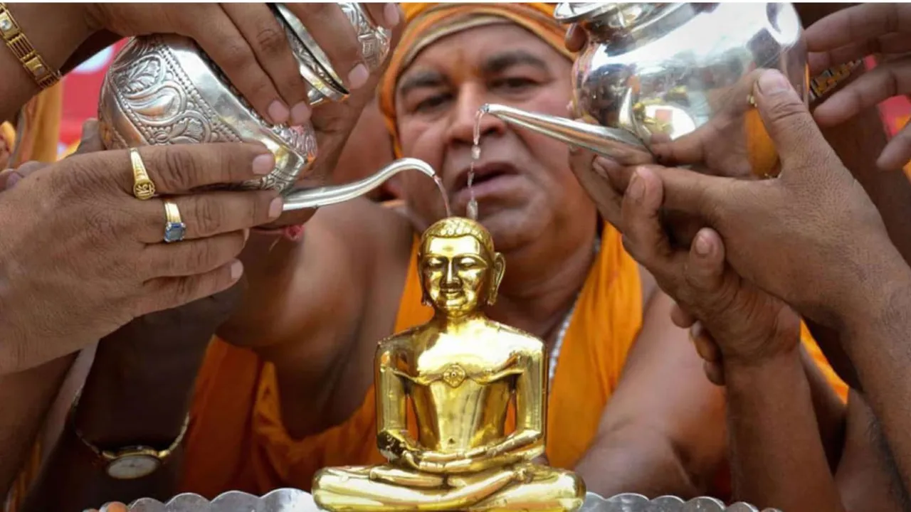 Lord mahavir Jayanti image