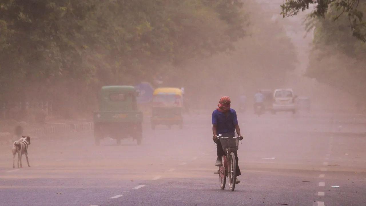 Dust Storm in Delhi India Gate Delhi Pollution Gurugram