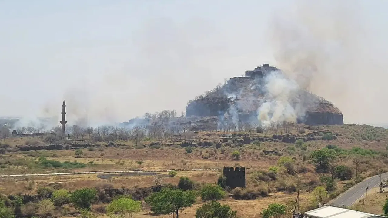 Devgiri fort fire