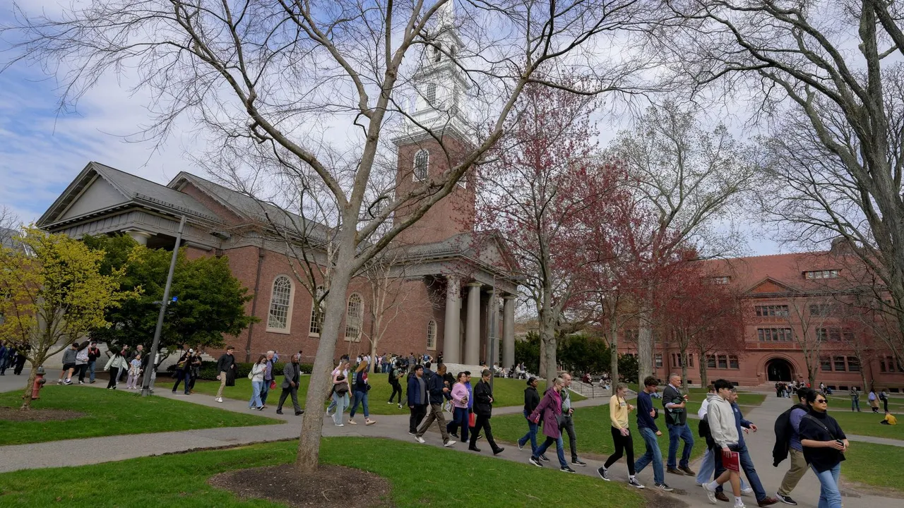 Harvard University Trump