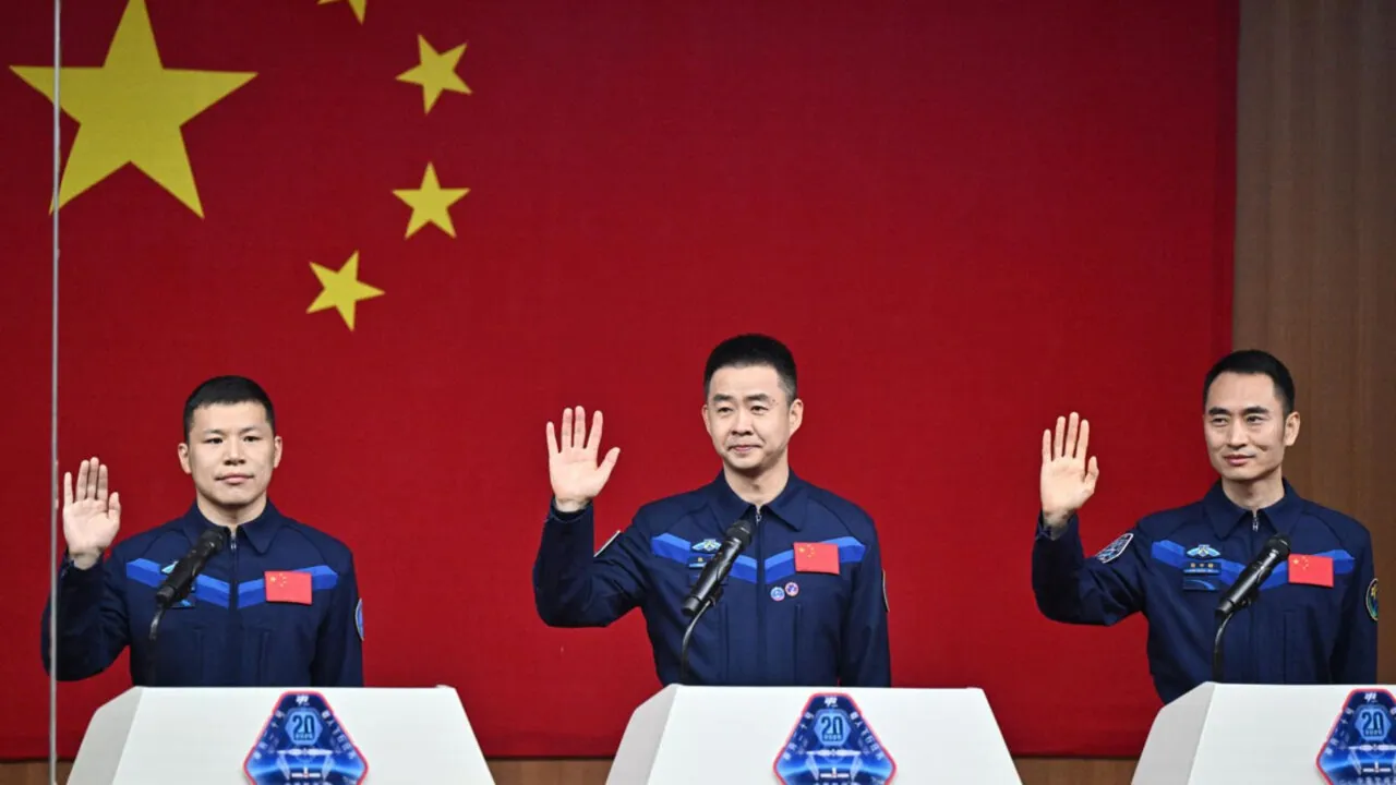 China Astronauts ISS