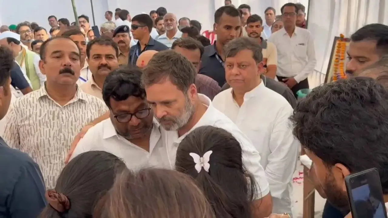 Rahul Gandhi Shubham Dwivedi
