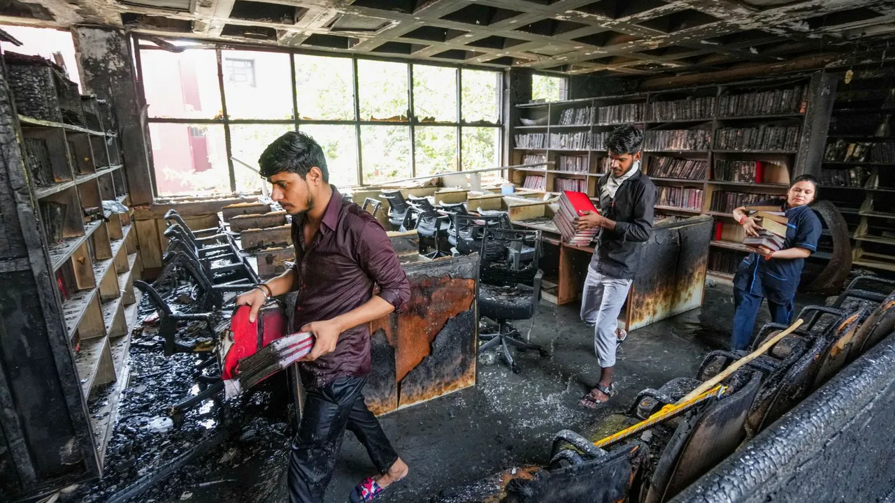 Guru Gobind Singh College Fire