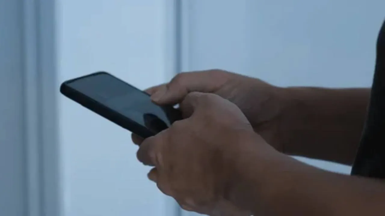 Mobile Loan Telecom TRAI Social Media Screen Time Pesky calls Online Scam Cybercrime Digital arrest