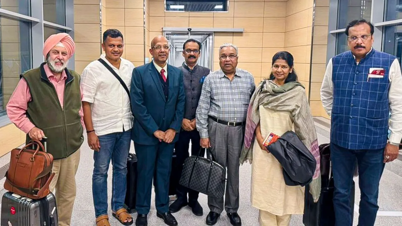 Kanimozhi Russia All Party Delegation