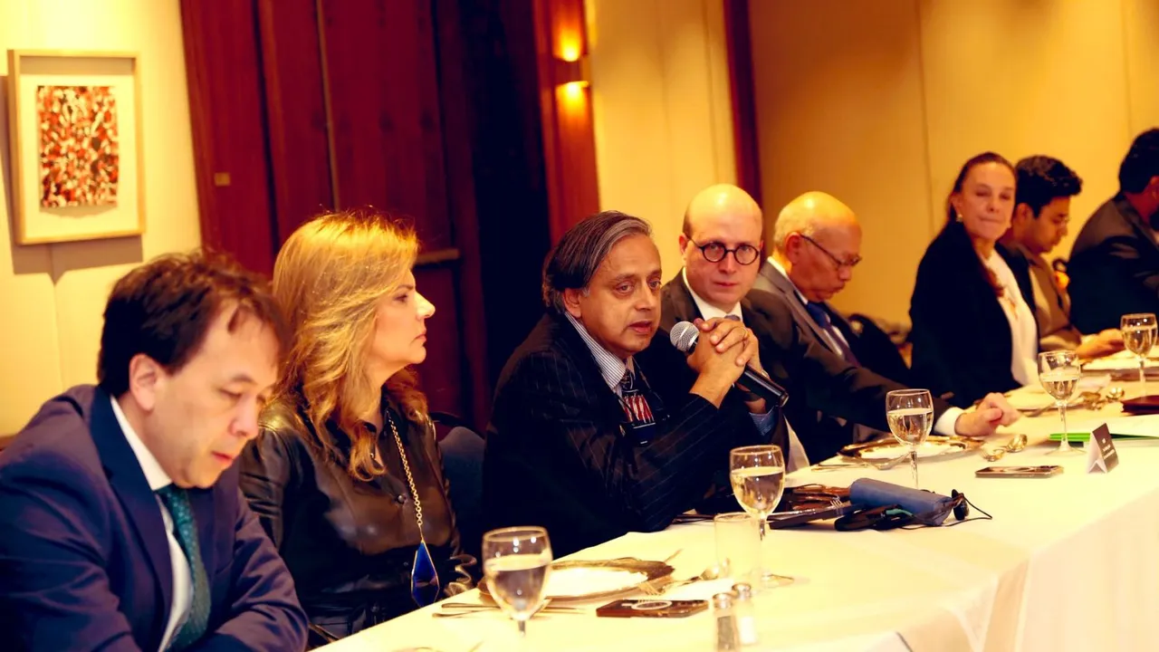 All party delegation meets Colombian vice foreign minister 