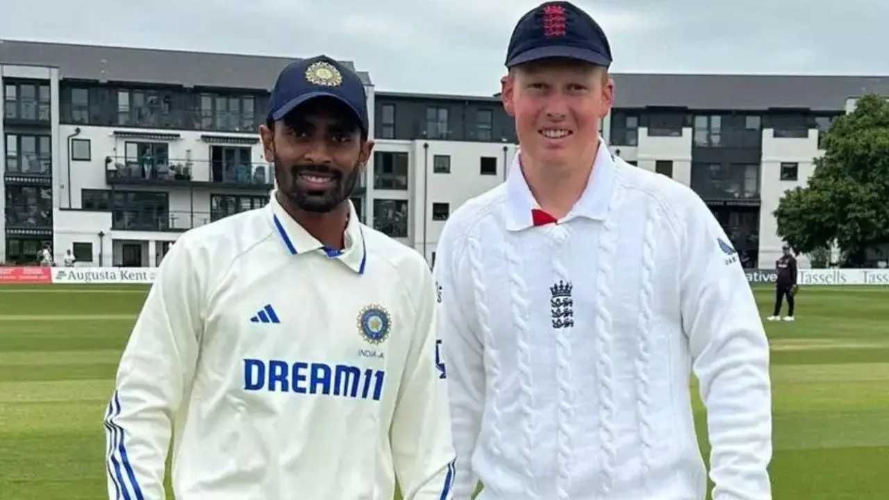 England Lions opt to bowl against India A