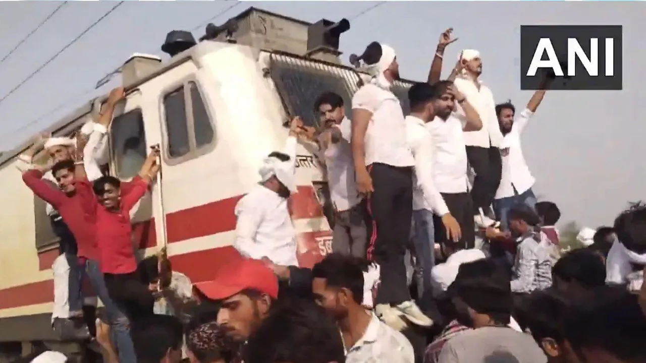 Gurjar protest stall train service in Bharatpur