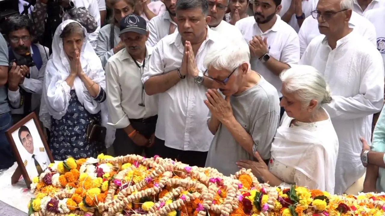 Captain Sumeet Sabharwal Air India Plane Crash