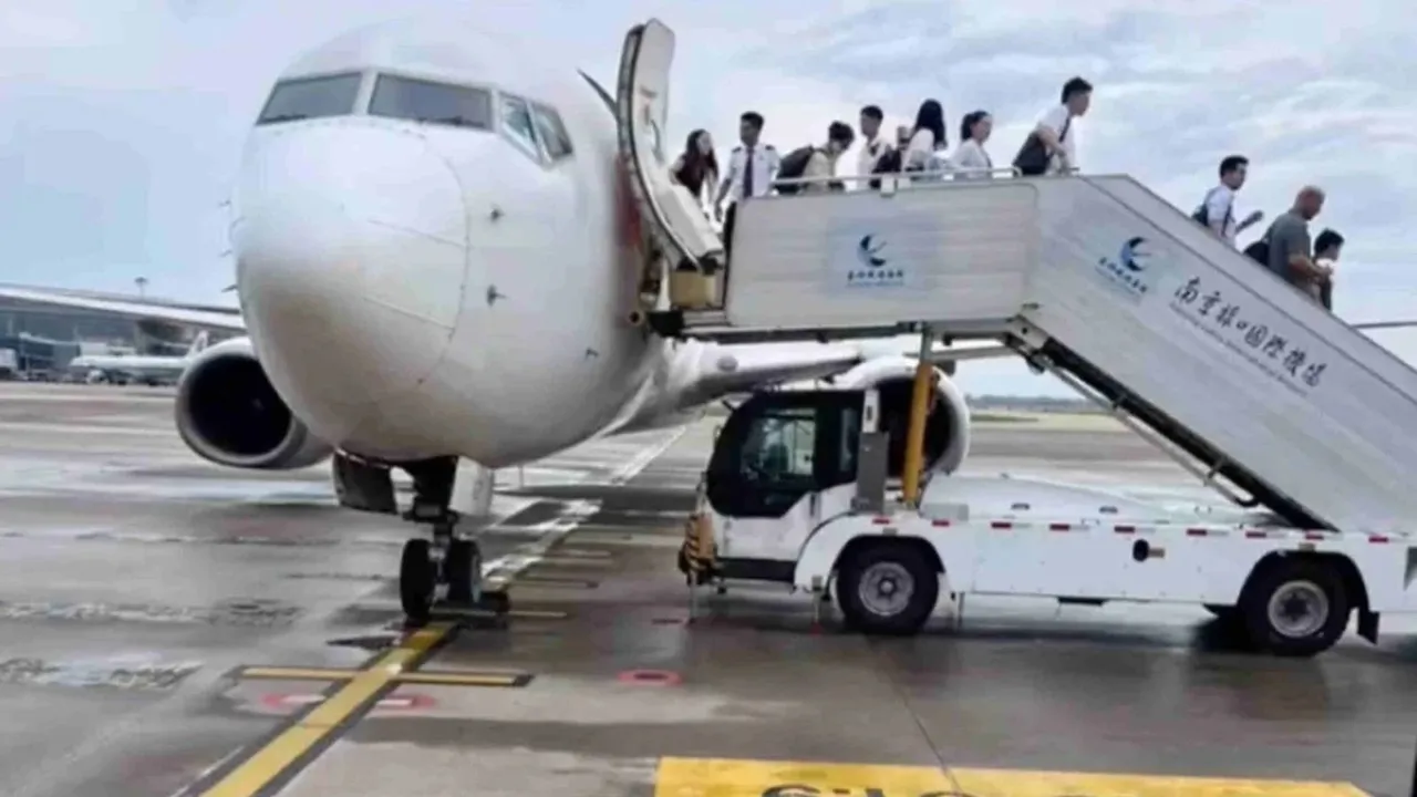 Shandong Airlines flight