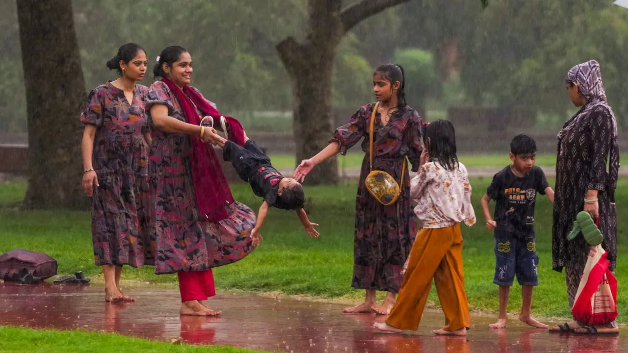 Delhi Monsoon Delhi Rains
