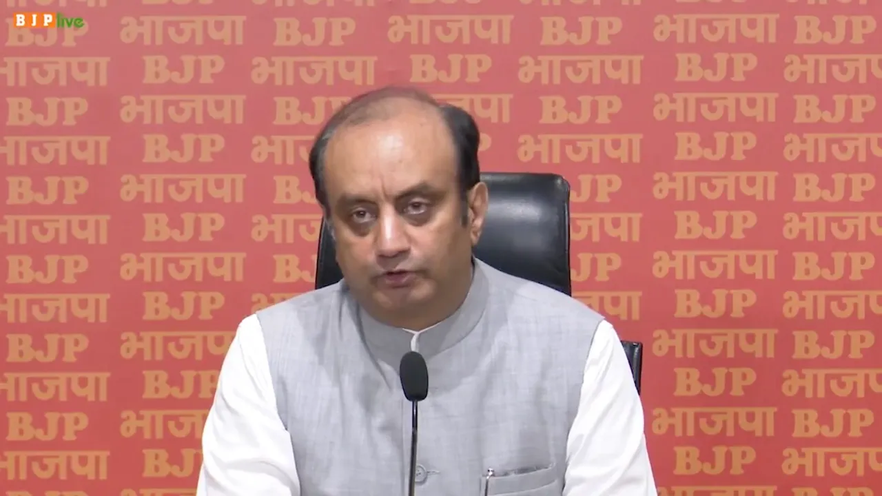sudhanshu trivedi on tejashwi