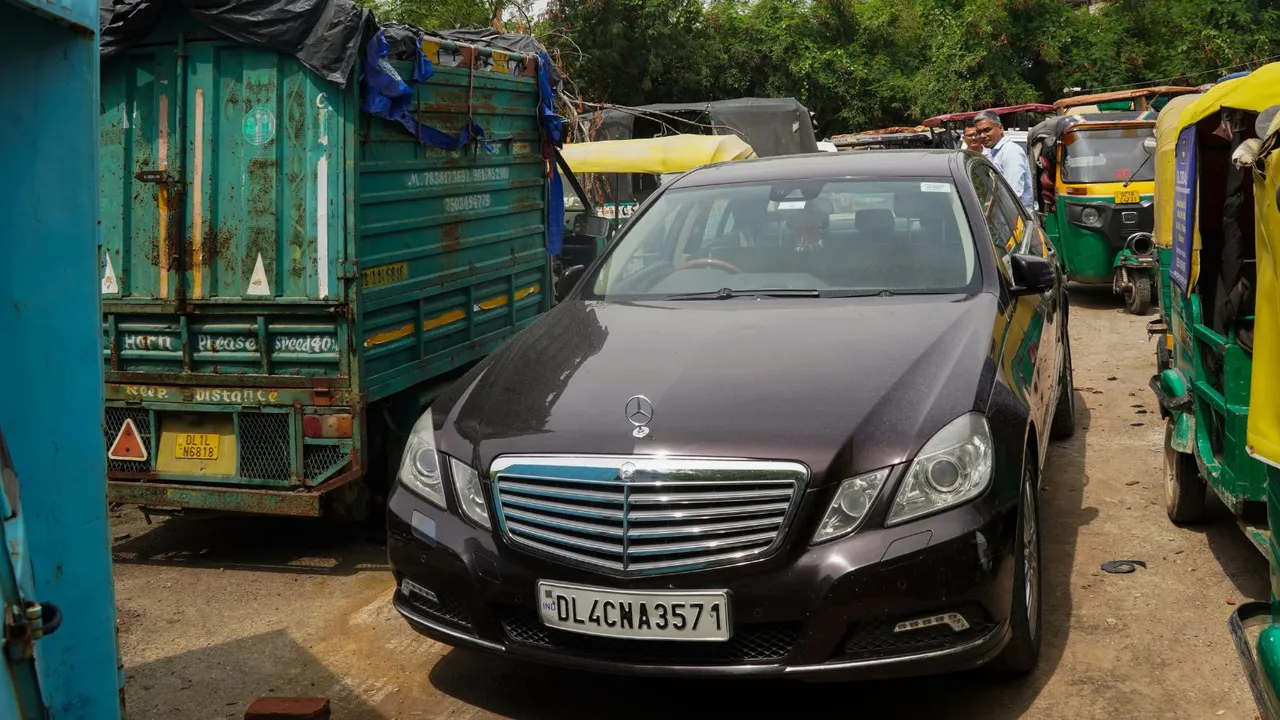 Delhi Old Vehicle Fuel Ban Mercedes Diesel Vehicles