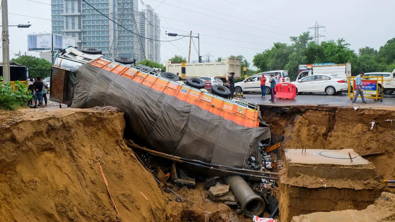 Gurugram Rains Beer Truck