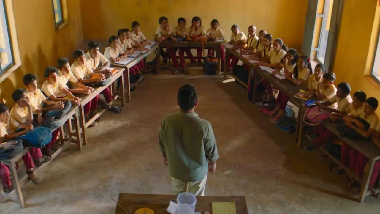 Kerala schools to remove backbenchers