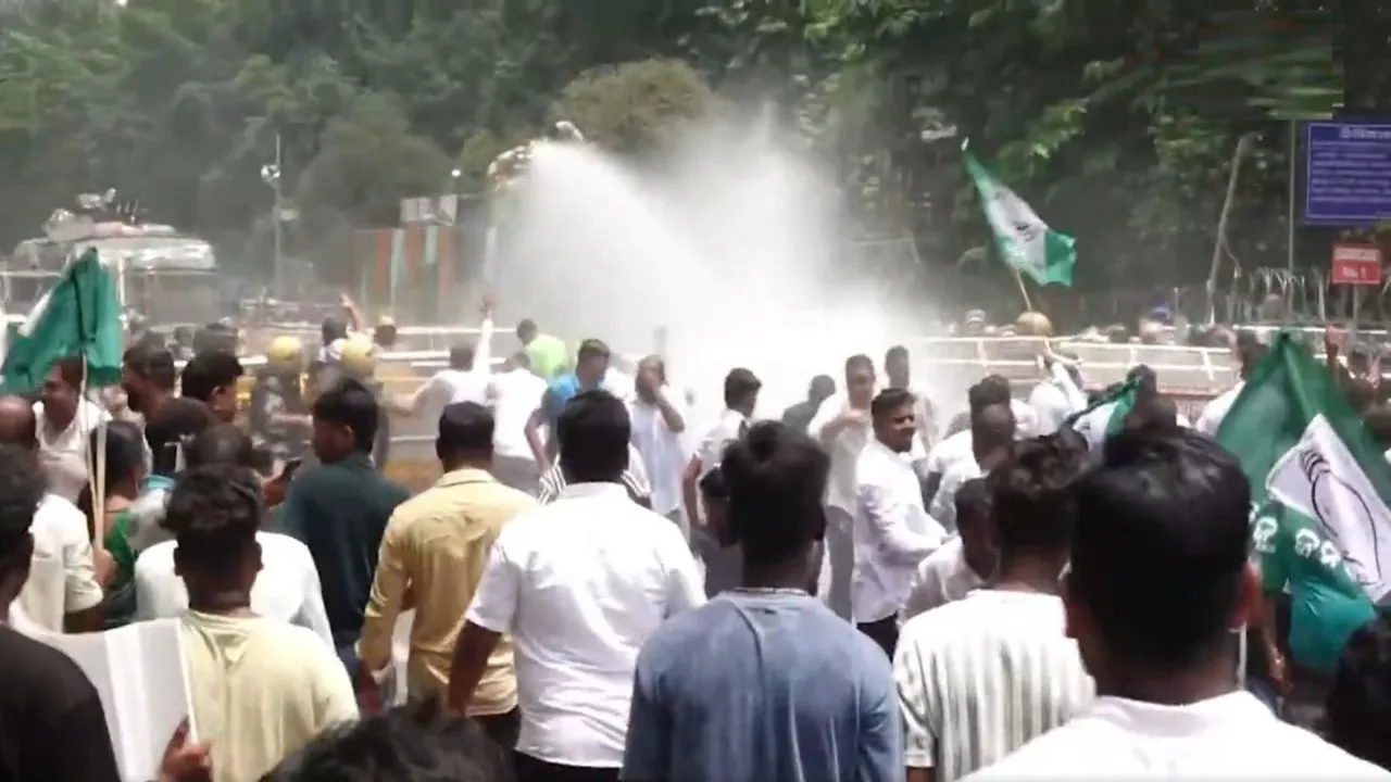 Odisha Secretariat BJD Protest