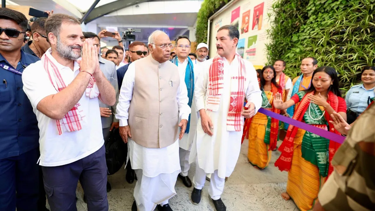 Rahul Gandhi Mallikarjun Kharge Assam