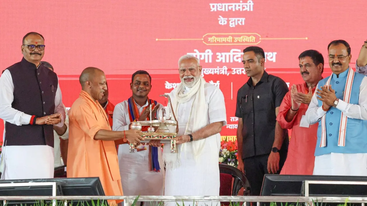 PM Modi in Varanasi Narendra Modi Yogi Adityanath