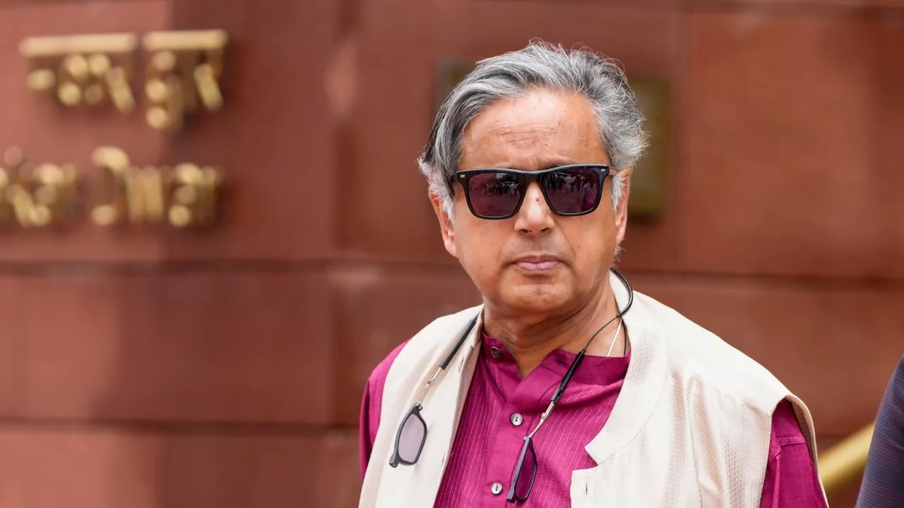 Shashi Tharoor Parliament Congress