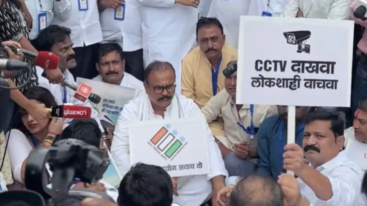 Maharashtra Congress Harshwardhan Sapkal Protest