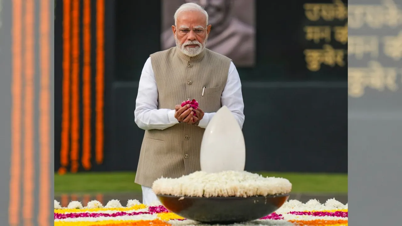 Narendra Modi Atal Bihari Vajpayee