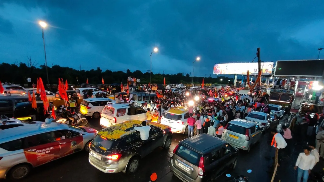 Manoj Jarange Patil Maratha Reservation Maratha Quota Mumbai Traffic
