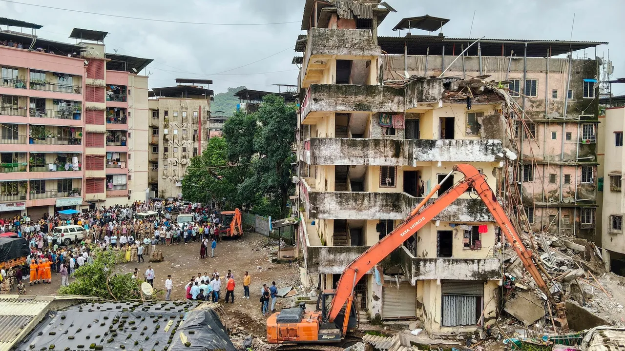 A four-storey unauthorised building collapsed onto adjacent vacant chawl, at Virar, in Palghar district, Thursday, Aug. 28, 2025.