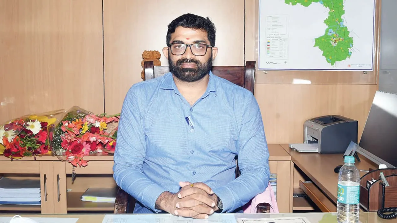 MUDA commissioner Dinesh Kumar