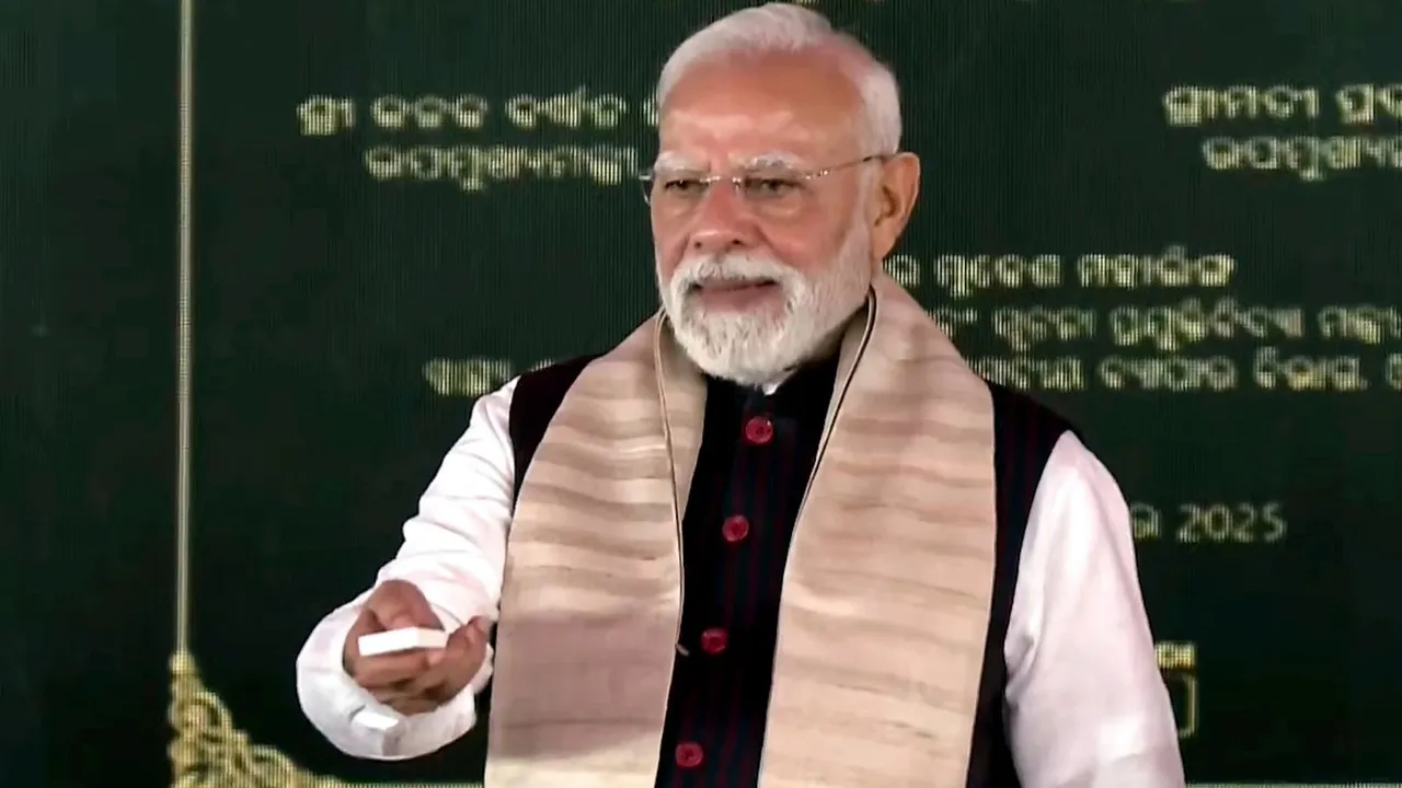 Narendra Modi in Odisha BSNL