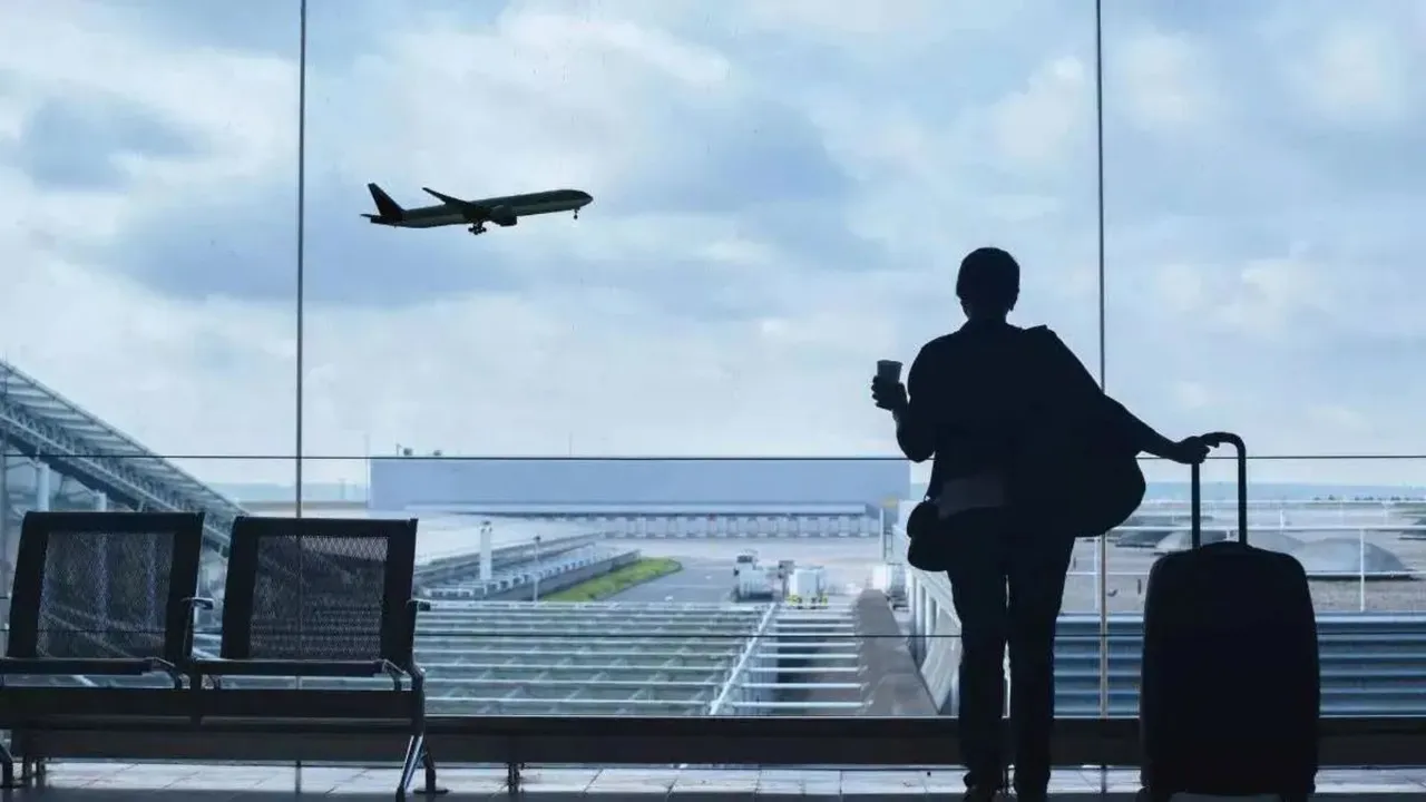 Delhi Airport Aviation Image Domestic Passenger Traffic Air Safety Travel DGCA