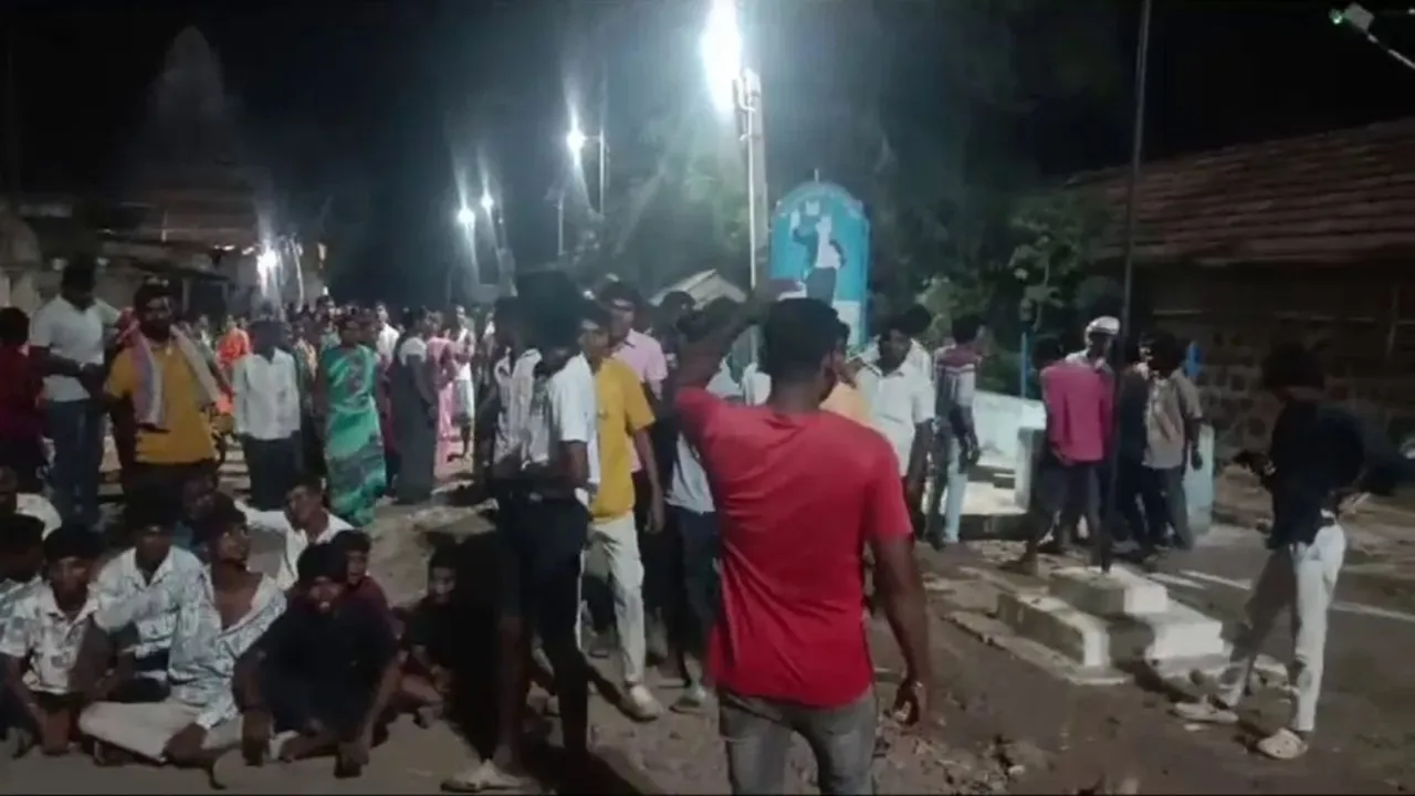 Belagavi Stone Pelting